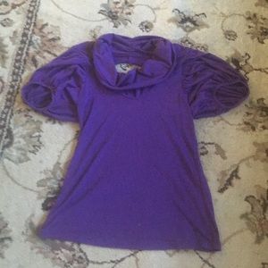 Shirt with cow neck